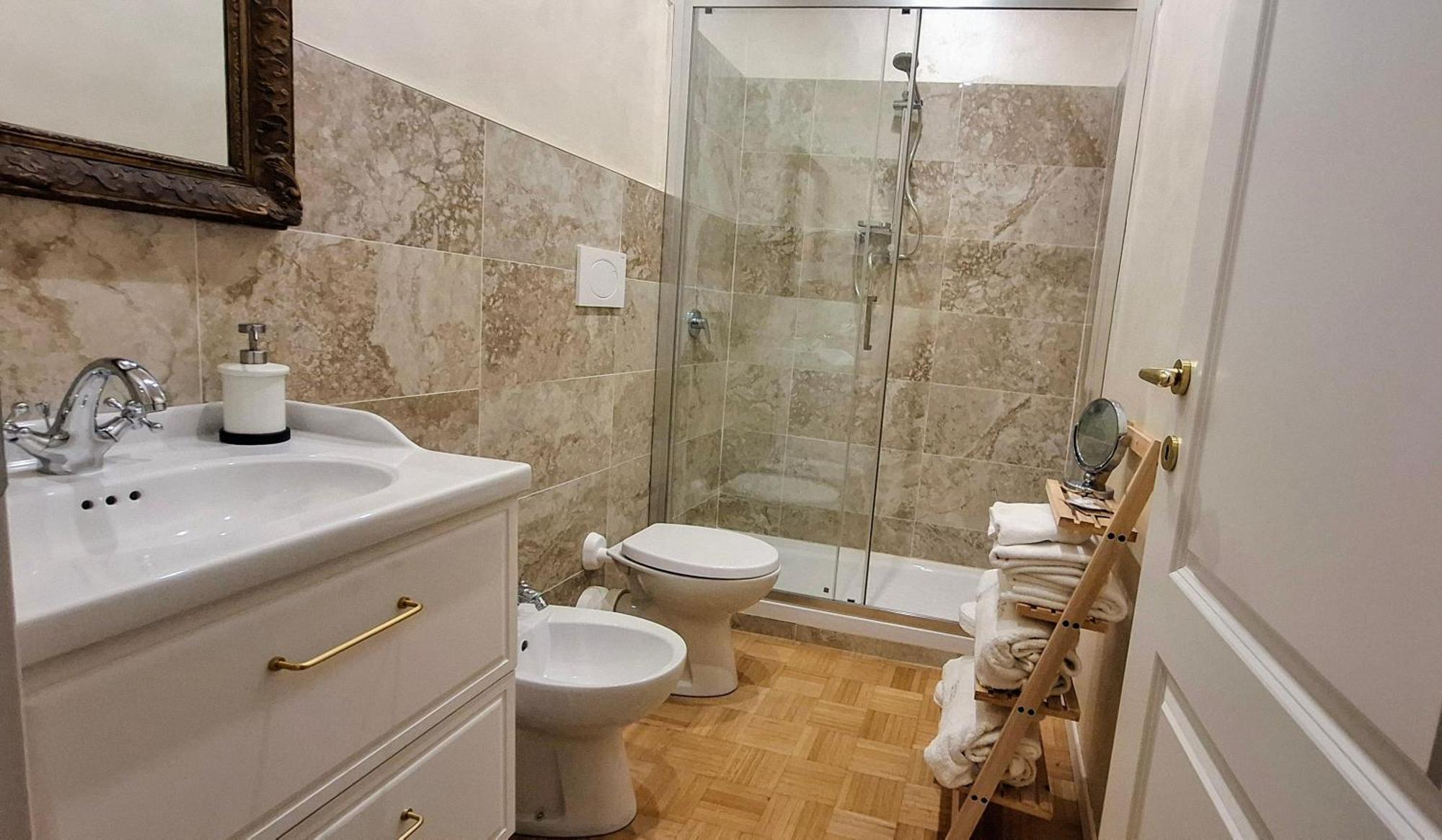 B&B Villa Fiorini モニーガ・デル・ガルダ エクステリア 写真